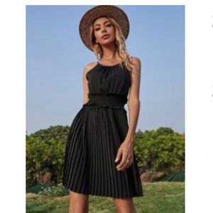 SHEIN shirred waist pleated hem halter dress
